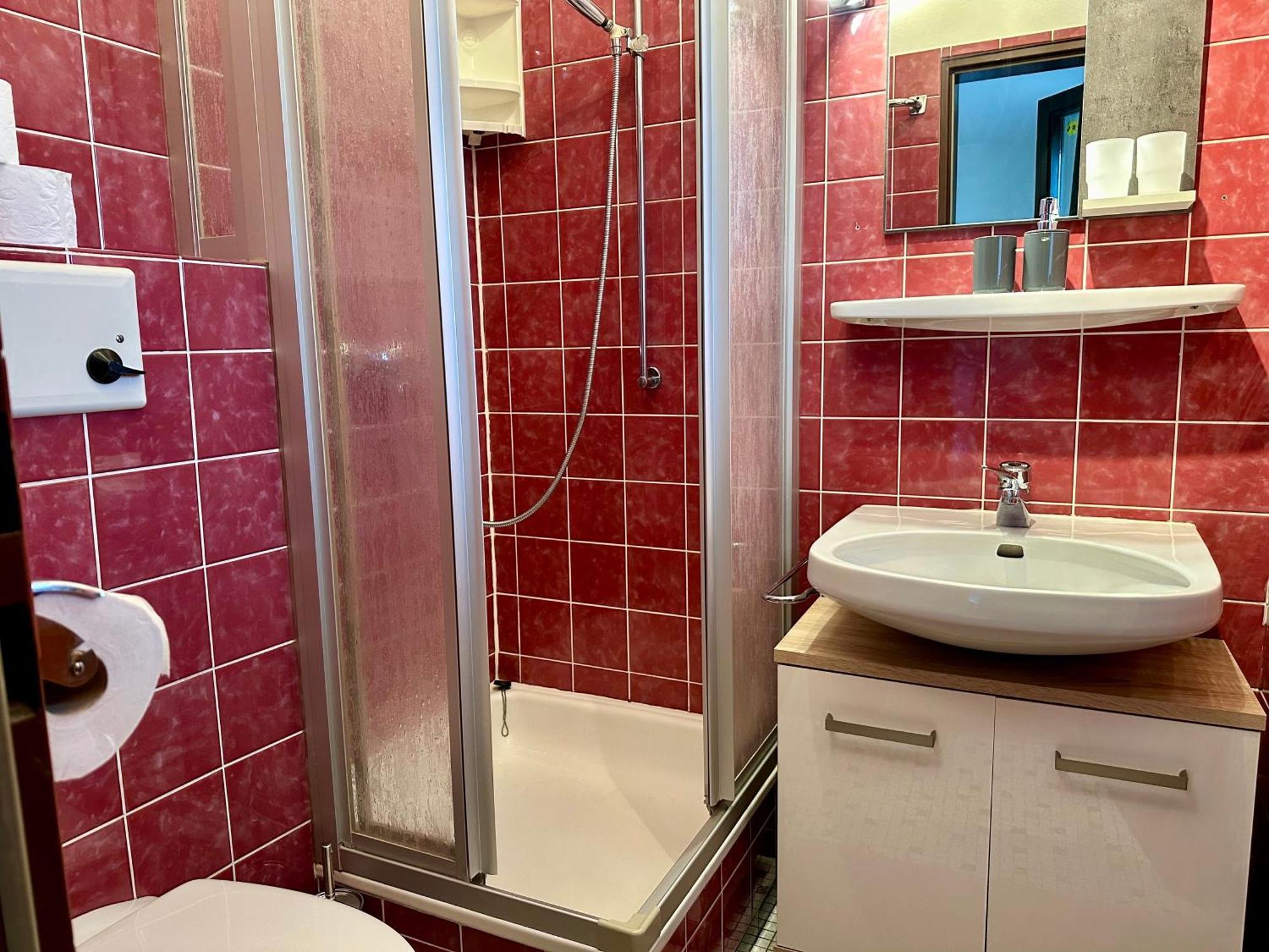 Gemuetliche Ferienwohnung Mit Kostenfreiem Pool Höchenschwand Exteriér fotografie